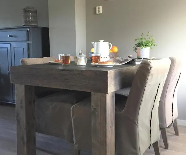 Hoeve Schevey Holiday home *